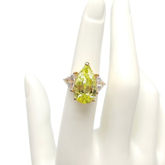 UNCAS Gold Vermeil Over Sterling Large Pear Cut Yellow Rhinestone Ring Size 5 - Picture 1 of 6